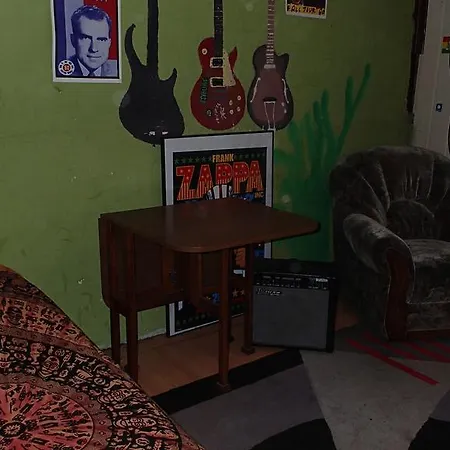 Basement Flat - Mieszkanie W Niskim Parterze Lejlighed *